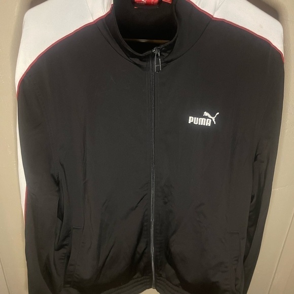 Puma Men's Black Jacket - Picture 1 of 5